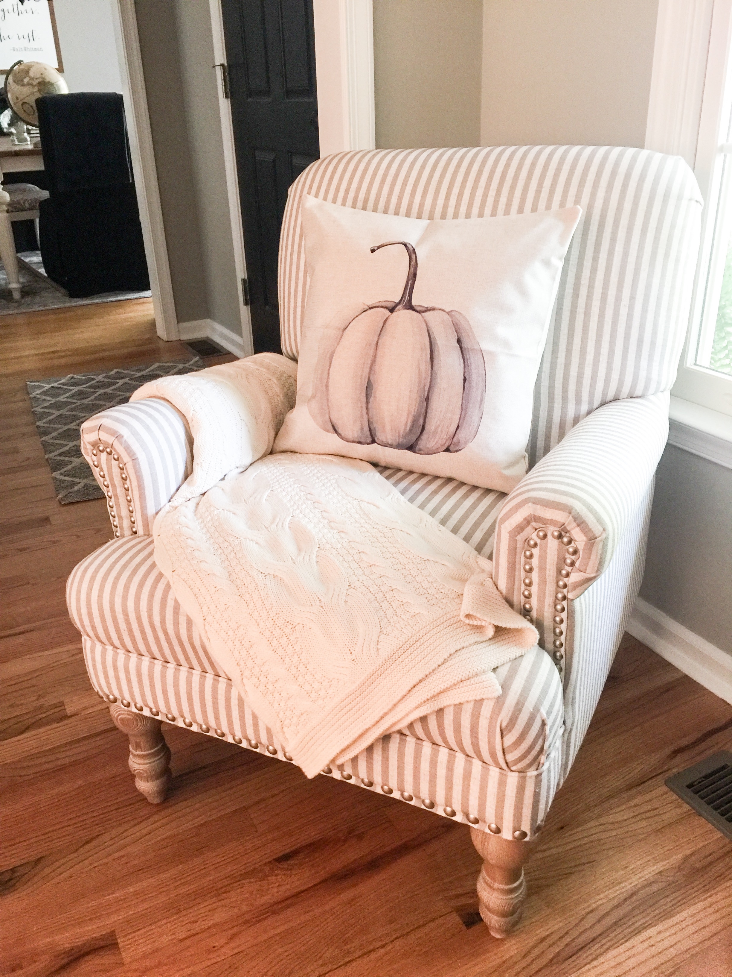 Perfectly Neutral Fall Pillows